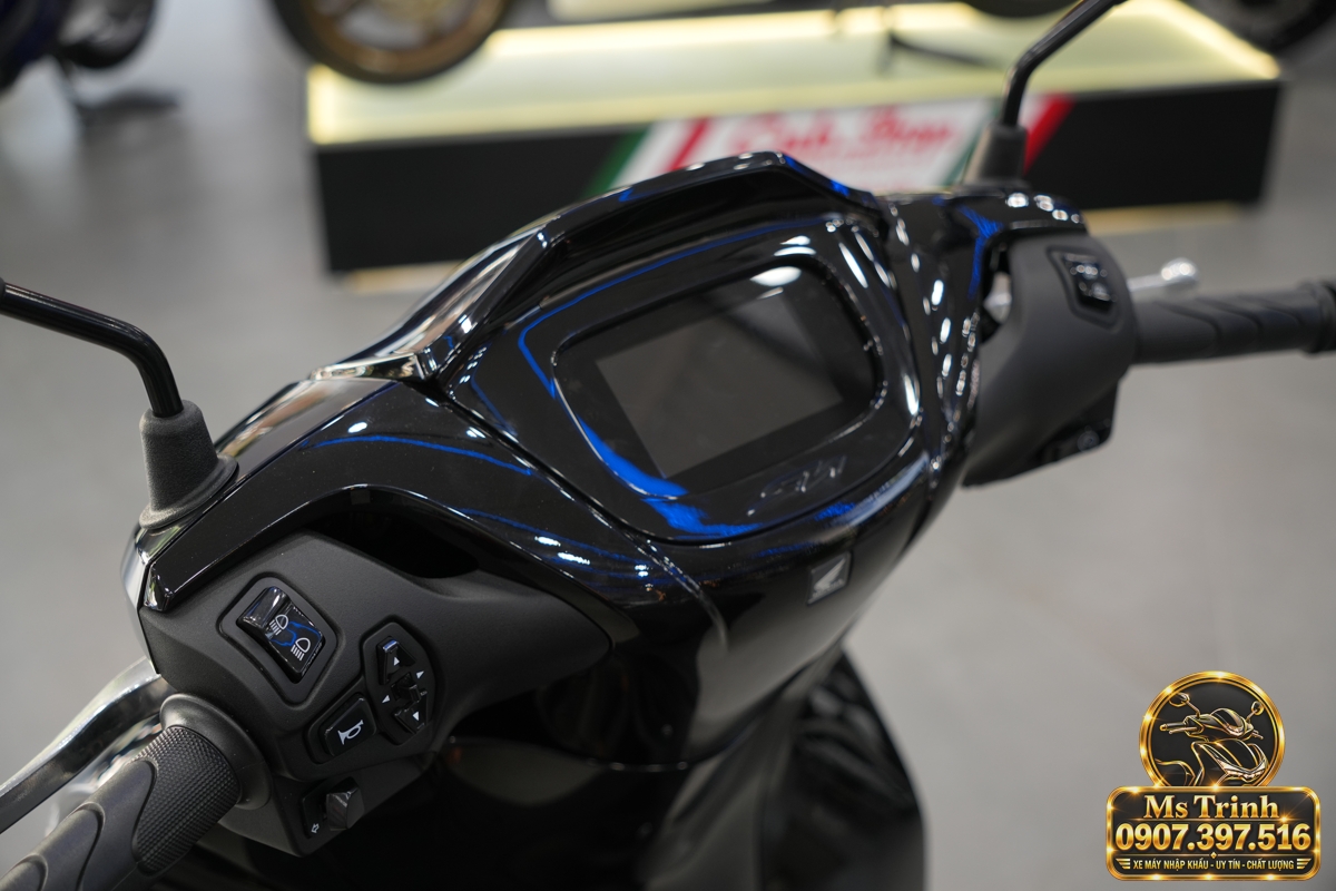 Honda SH150i Ý đen bóng 2027 tại Đồng Nai - Sơn bóng lịch sự, tiện ích cho mỗi ngày