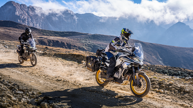 CF Moto 800MT Explorer 2025, ADV Cao Cấp Nhất, Chính Hãng, Giá Tốt tại Đồng Nai