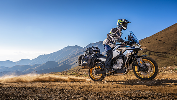 CF Moto 800MT Explorer 2025, ADV Cao Cấp Nhất, Chính Hãng, Giá Tốt tại Đồng Nai