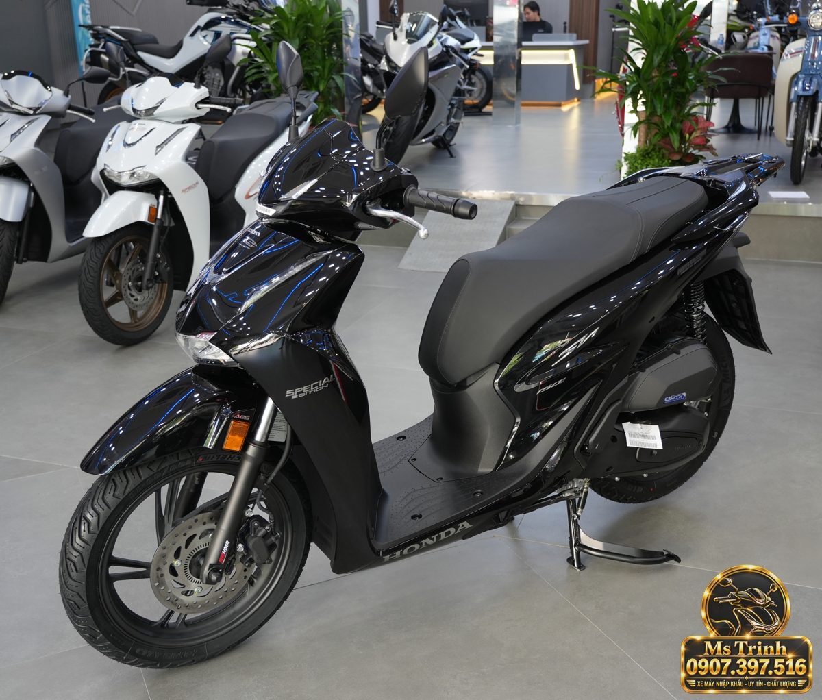 Honda SH150i Ý đen bóng 2027 tại Đồng Nai - Sơn bóng lịch sự, tiện ích cho mỗi ngày
