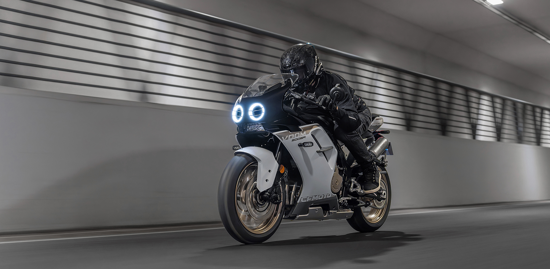 CF Moto VOOM 500SR, 4 Xi Lanh Thẳng Hàng, Retro Sport Độc Đáo tại Đồng Nai