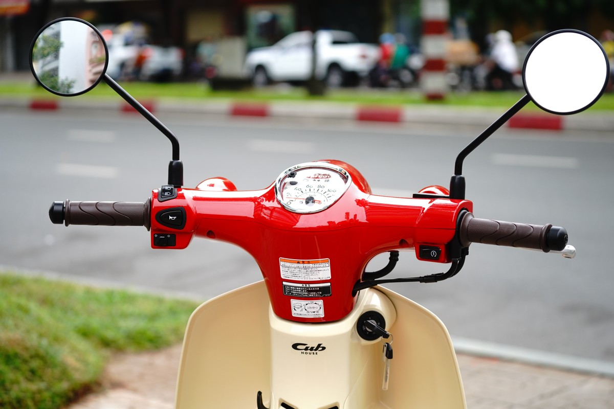 Honda Super Cub 110ABS Hello Kitty Edition, Made In Japan tại Đồng Nai
