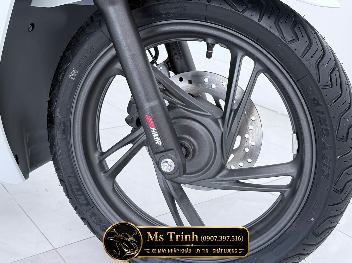 Honda SH150i Special Edition Standard nhập HMR Ý màu trắng tại Đồng Nai: Giá trị nằm trong từng chi tiết nguyên bản