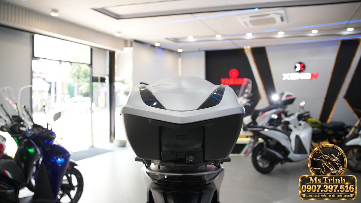 Honda SH150i Ý xám bạc 2027 tại Đồng Nai - Nhập Ý, tem vàng sang trọng, giá tốt