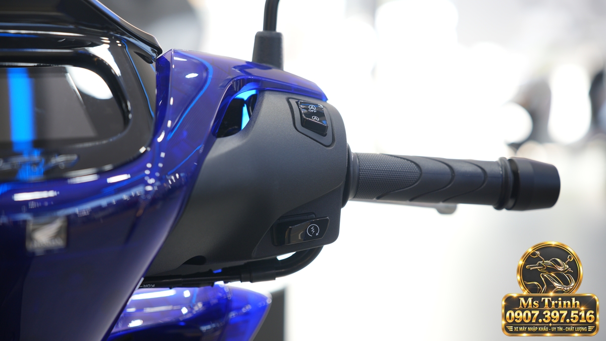 Honda SH150 Vetro Blue 2027 tại Đồng Nai - Xanh Sapphire trong suốt, nhập Ý sang trọng