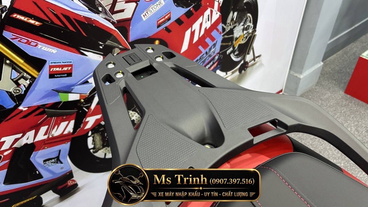 Honda SH150 Ý 2026 màu đỏ Sporty New Concept tại Đồng Nai: Giá trị khác biệt của một chiếc SH nhập khẩu