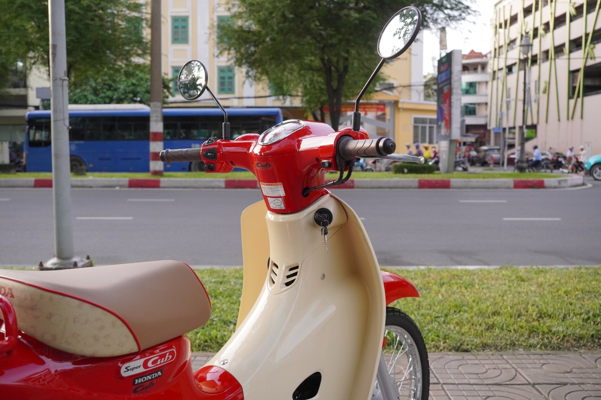 Honda Super Cub 50cc Hello Kitty Edition, Made In Japan, Hàng Hiếm tại Đồng Nai