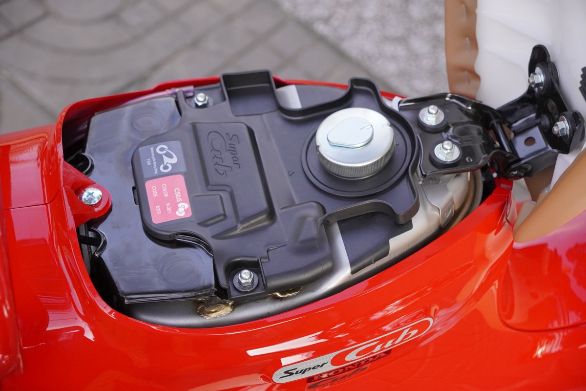 Honda Super Cub 50cc Hello Kitty Edition, Made In Japan, Hàng Hiếm tại Đồng Nai