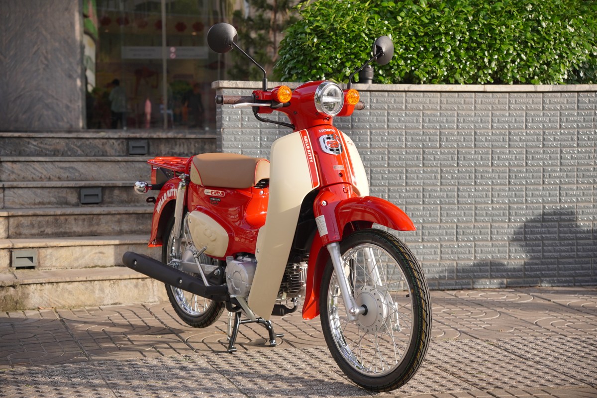 Honda Super Cub 50cc Hello Kitty Edition, Made In Japan, Hàng Hiếm tại Đồng Nai