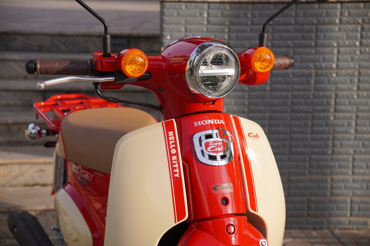 Honda Super Cub 50cc Hello Kitty Edition, Made In Japan, Hàng Hiếm tại Đồng Nai