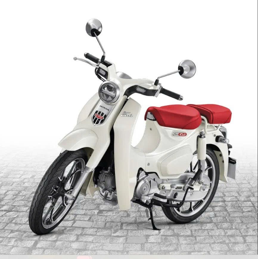 Honda Super Cub 125 Custom Edition Thái Lan 2025 màu trắng tại Đồng Nai