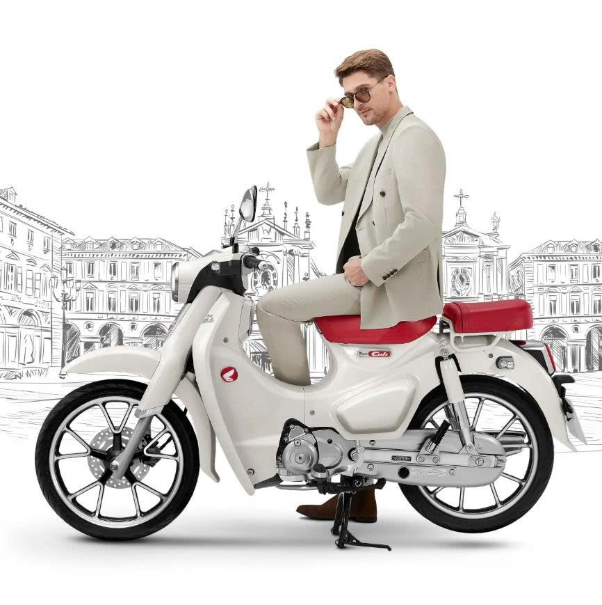 Honda Super Cub 125 Custom Edition Thái Lan 2025 màu trắng tại Đồng Nai