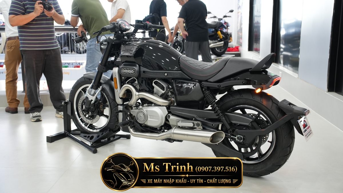 Hyosung GV350X tại Đồng Nai - Cruiser 350cc Phong Cách Mỹ Cơ Bắp, Cá Tính