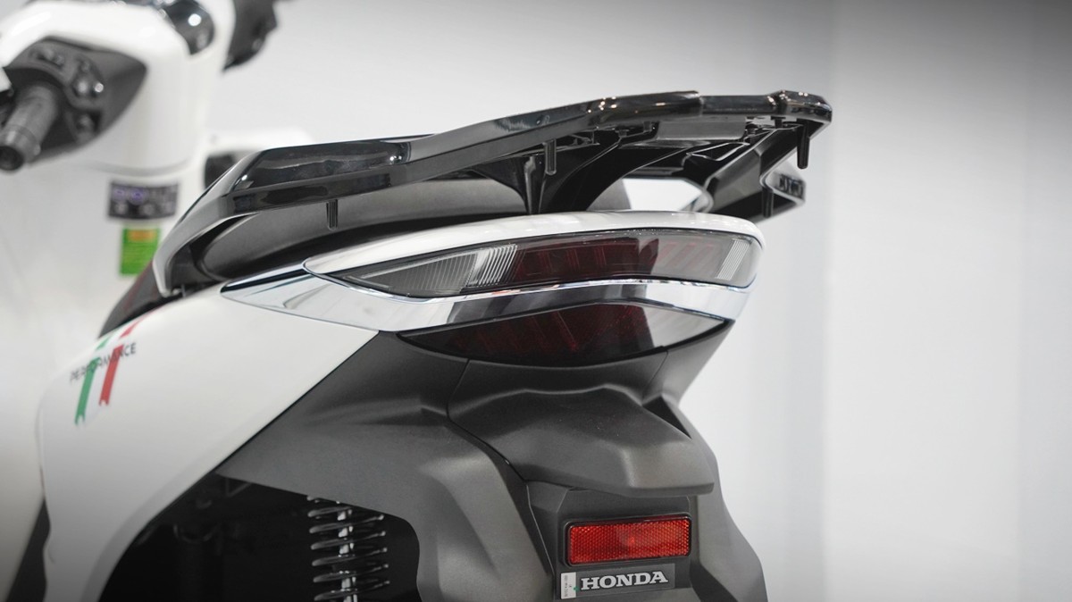 Honda SH150 trắng pha lê nhập Ý 2026 tại Đồng Nai - Sport Edition chính ngạch, chuẩn chất Ý