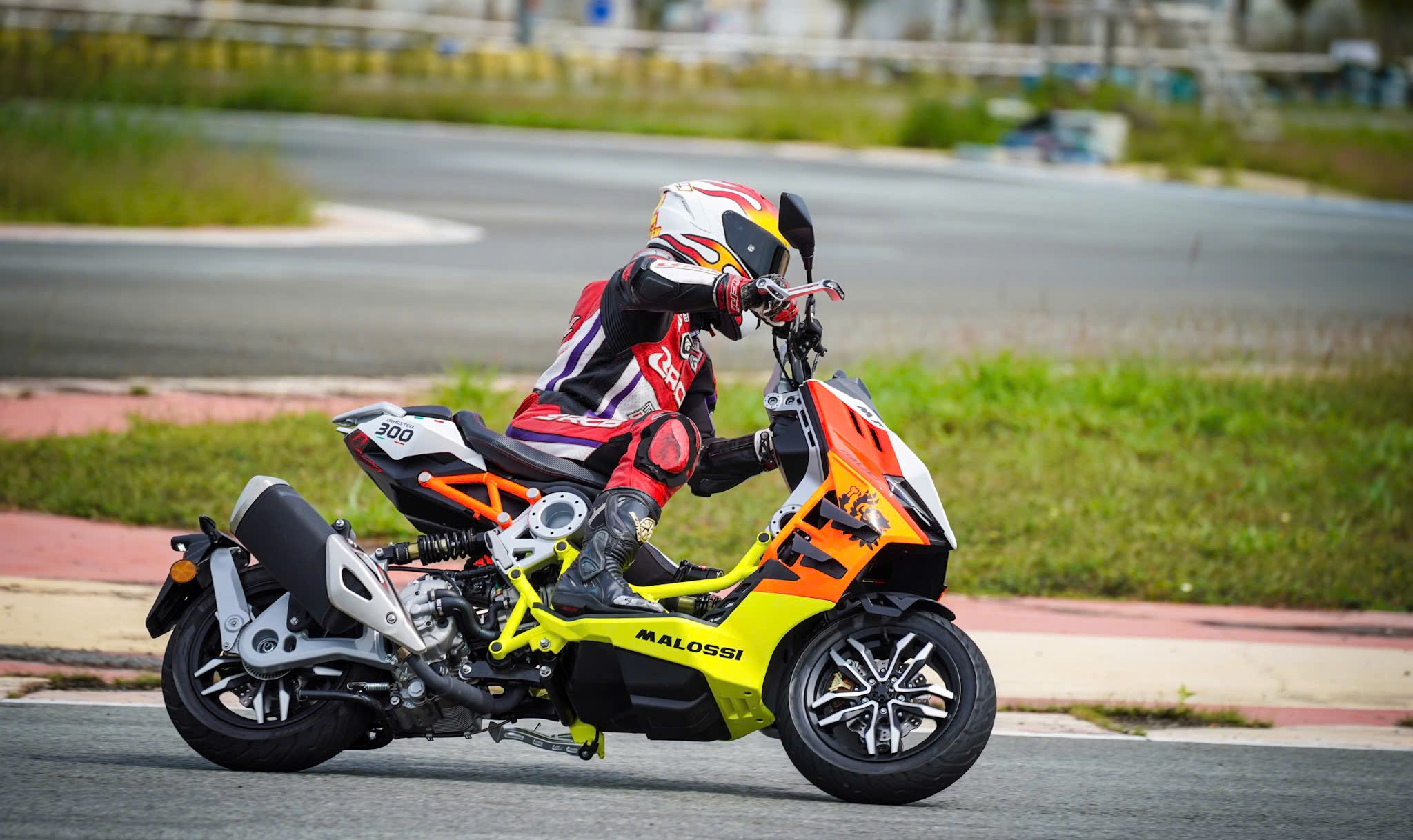 Italjet Dragster 300 Malossi, Xe Tay Ga Đua Nội Thành Thương Hiệu Italy tại Đồng Nai