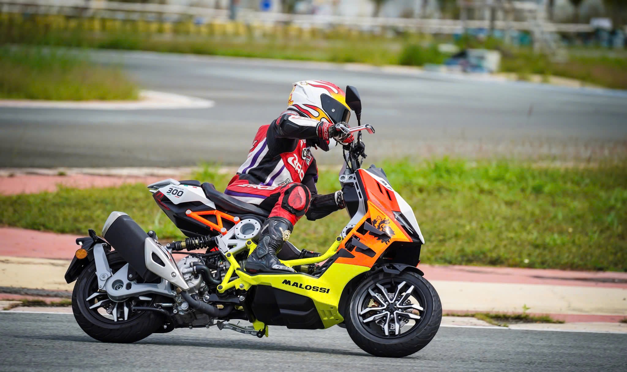 Italjet Dragster 300 Malossi, Xe Tay Ga Đua Nội Thành Thương Hiệu Italy tại Đồng Nai