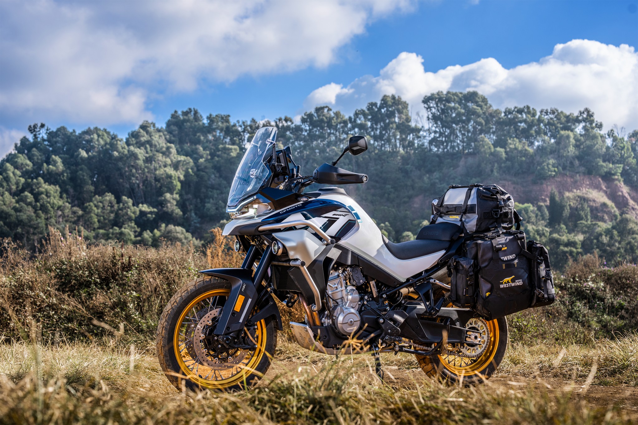 CF Moto 800MT Explorer 2025, ADV Cao Cấp Nhất, Chính Hãng, Giá Tốt tại Đồng Nai