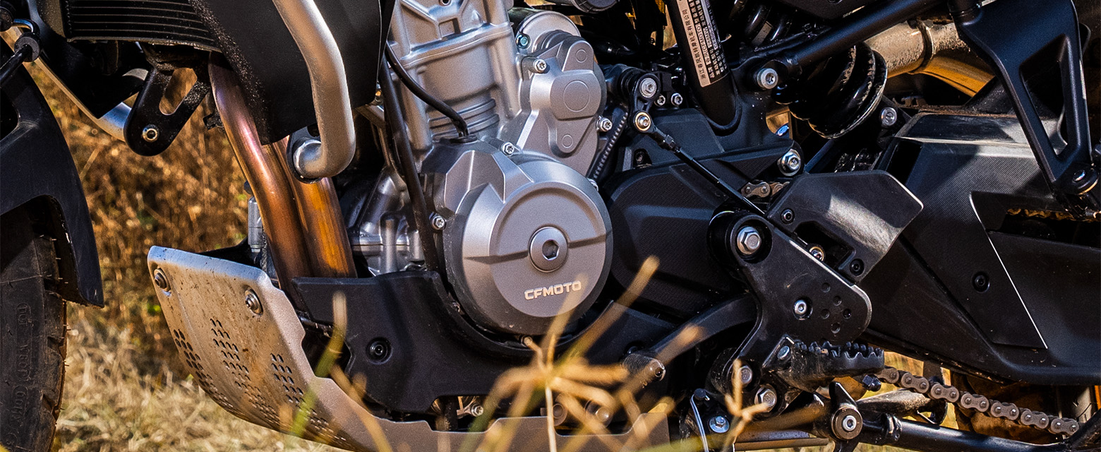 CF Moto 800MT Explorer 2025, ADV Cao Cấp Nhất, Chính Hãng, Giá Tốt tại Đồng Nai