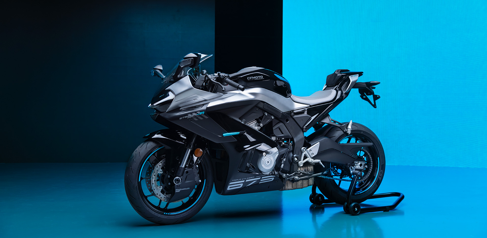 CF Moto 675SR-R 2025 3 Xi Lanh Ngang, Siêu Thể Thao, Giá Rẻ tại Đồng Nai