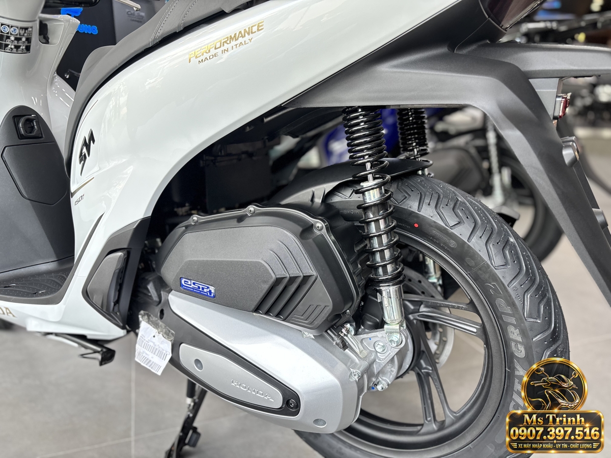 SH150i Ý 2027 màu trắng tại Đồng Nai - Nhập khẩu nguyên chiếc, thiết kế sang trọng, giá tốt