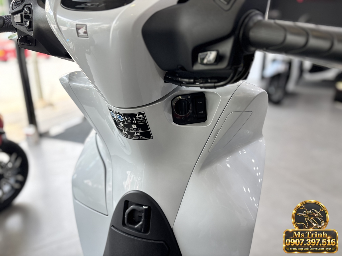 SH150i Ý 2027 màu trắng tại Đồng Nai - Nhập khẩu nguyên chiếc, thiết kế sang trọng, giá tốt