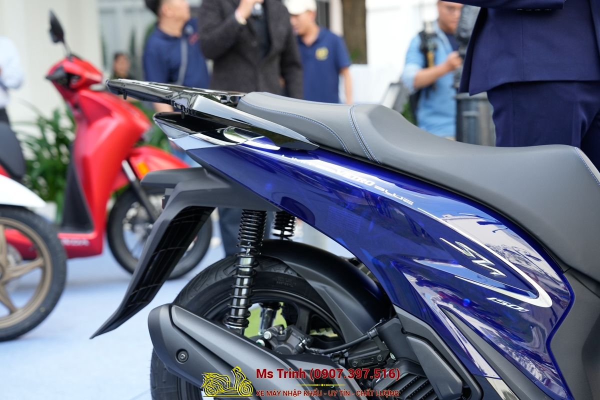 Honda SH150 Vetro Blue 2026 Limited Edition - Siêu phẩm SH Ý dàn áo xanh trong suốt cực hiếm tại Đồng Nai