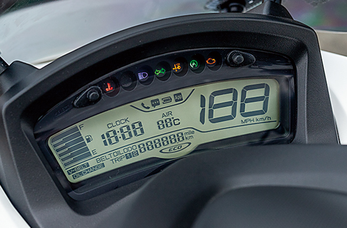 Yamaha Tricity 155 2025, Tay Ga bánh Kép Độc Đáo, Lần Đầu Tiên Có Tại Đồng Nai