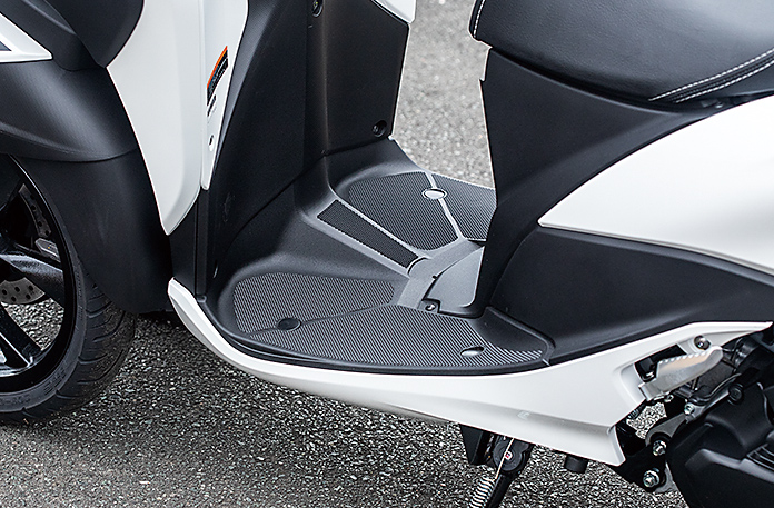 Yamaha Tricity 155 2025, Tay Ga bánh Kép Độc Đáo, Lần Đầu Tiên Có Tại Đồng Nai