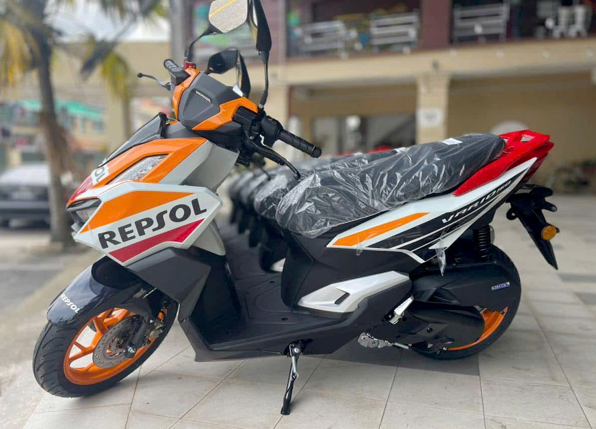 Honda Vario160 Repsol Edition, Giới hạn 2.000 xe, NK Malaysia tại Đồng Nai