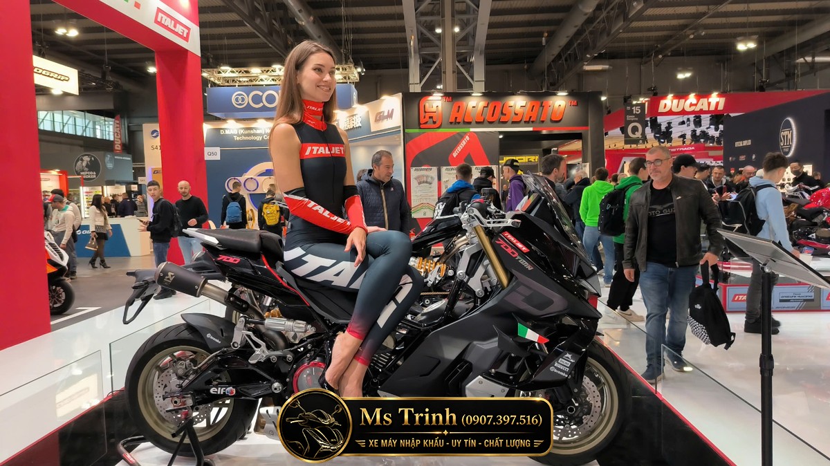Italjet 700 hyper scooter hiệu năng cao mang vẻ đẹp tương lai đầy mạnh mẽ và cuốn hút
