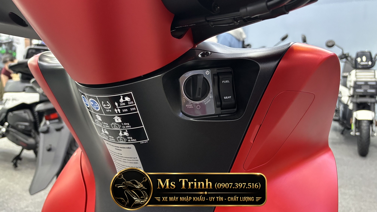 Cụm khóa thông minh Smart Key trên Honda SH150 Ý Hệ thống Smart Key tiện lợi của Honda SH150 Ý 2026 Sporty New Concept